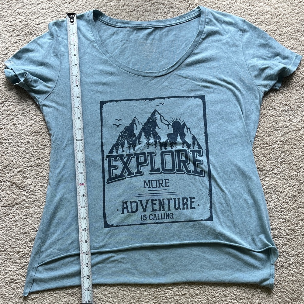Women's Scoop Neck 'Explore' Graphic Tee - Light Blue